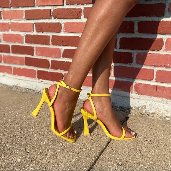 Jade summer heel brand new runs true to size - Picture 1 of 3